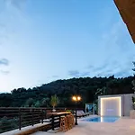 Kotinos Luxury Villa
