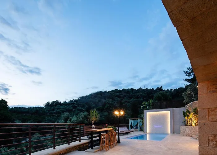 Kotinos Luxury Villa