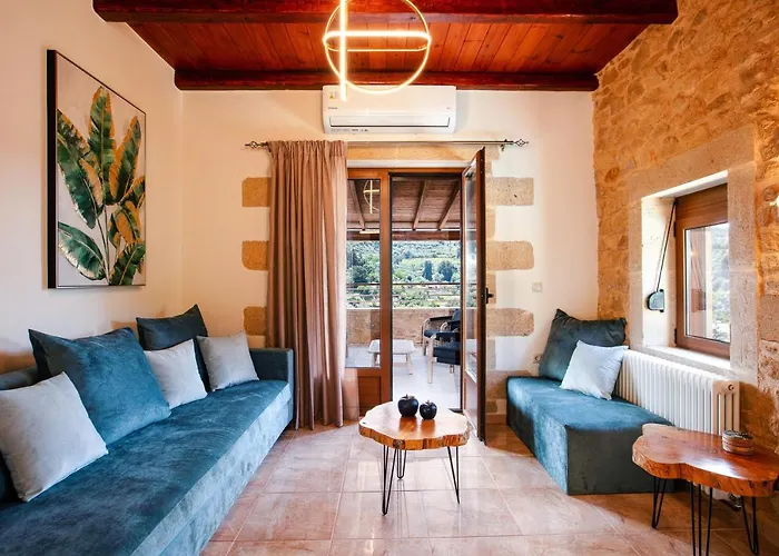 Kotinos Luxury Villa *